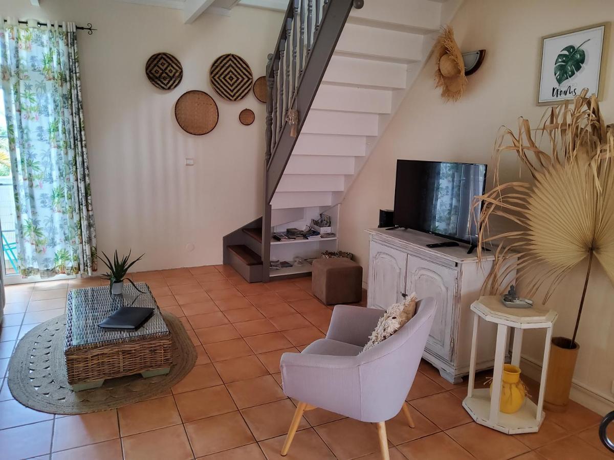 Le Rubinjo - Appartement d'hôtes Saint-Benoît Extérieur photo
